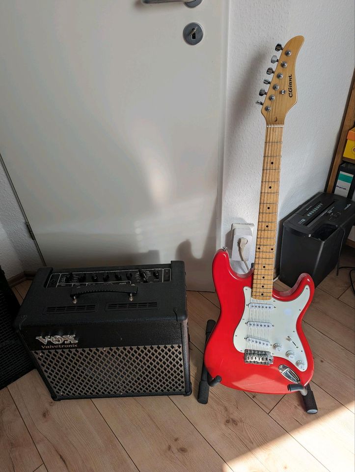 Stratocaster + Vox Ad30VT Einsteiger/Anfänger in Krefeld