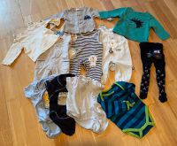 Verkaufe Klamotten Babys Größe 50/56 selten getragen (11 Teile) Bayern - Schneckenlohe Vorschau