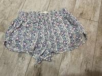 Hollister Shorts kurze Hose blau pink weiß hellblau Muster XS Bayern - Vestenbergsgreuth Vorschau