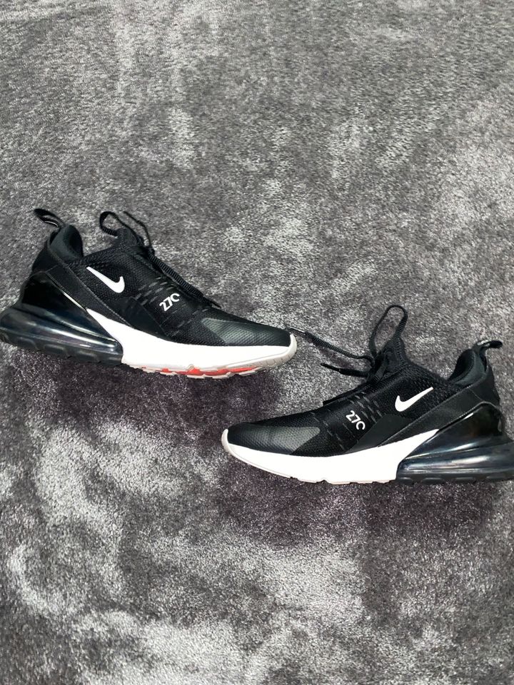 Nike Air Max 270 -> Damenschuhe in Ilmtal-Weinstraße