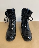 Original Chanel Stiefeletten Leder Schwarz Gr. 36,5 Berlin - Wilmersdorf Vorschau