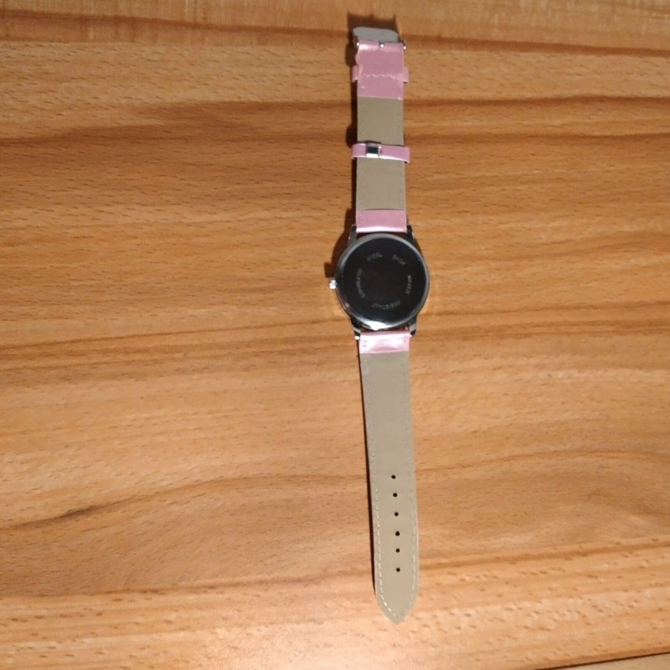 BETTY BOOP Armbanduhr funktioniert sehr guter Zustand in Oetzen