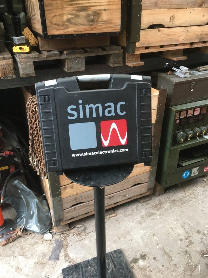 Werkstatt-Koffer SIMAC Transpotkiste Bundeswehr Transportbox in Filsum