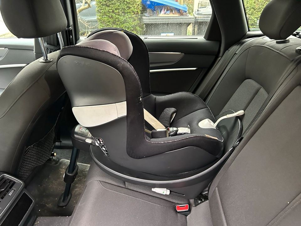 Cybex Gold: SIRONA M2 i-SIZE 0-4 Jahre Isofix inkl. Base in Hamburg