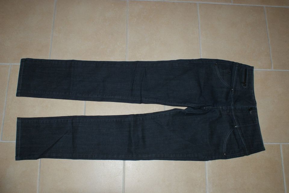 Esprit Jeans Gr. 38 in Neuwied