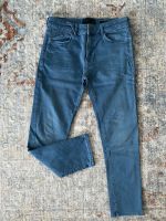 Slim Fit Jeans von Reserved Ivanov Jeans Hose in blau Baden-Württemberg - Leinfelden-Echterdingen Vorschau