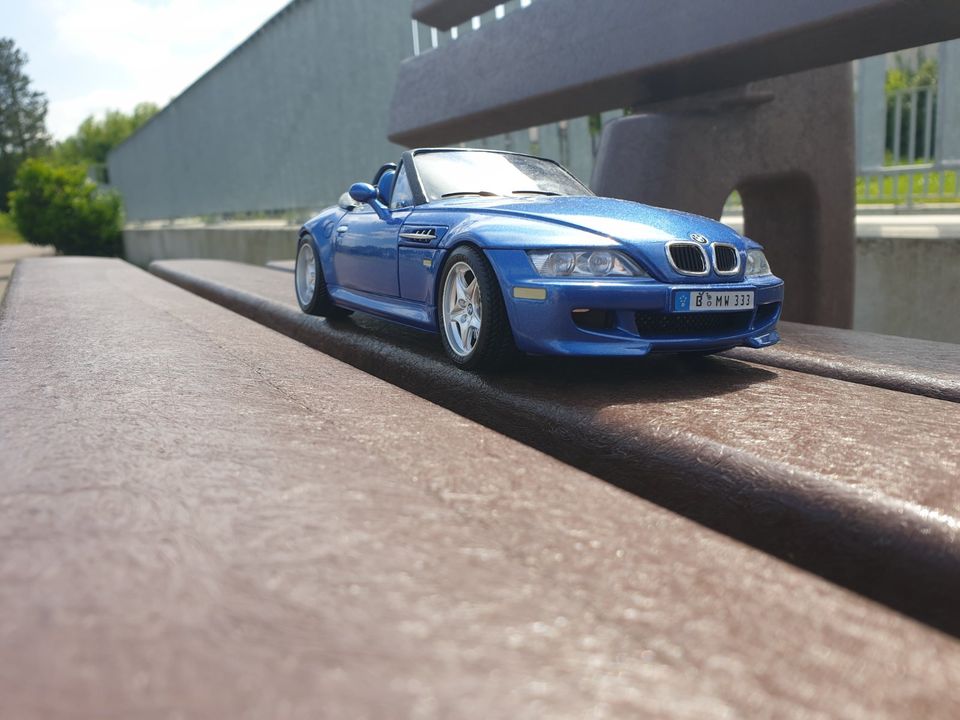 Bmw Z3 Burago 1/18 in Schwalbach