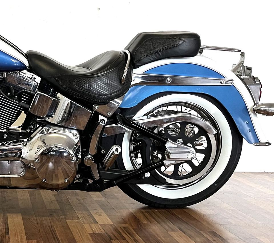 Harley-Davidson Softail DeLuxe   org Zustand in Alzenau