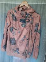 Schöne Strickjacke Rostock - Lichtenhagen Vorschau