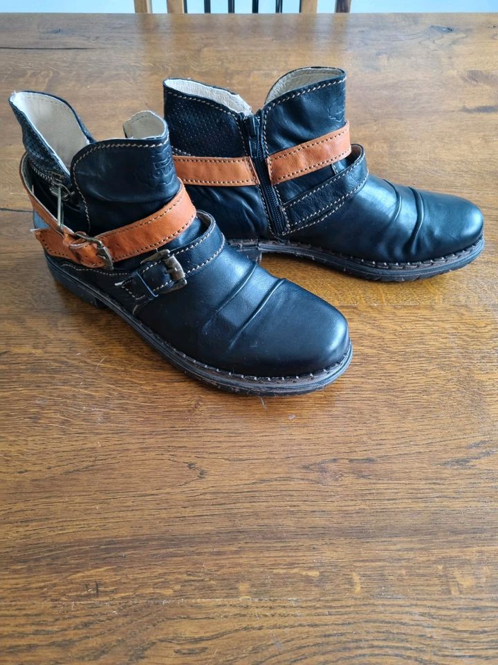 Rovers Stiefelette Gr. 40 in Rostock