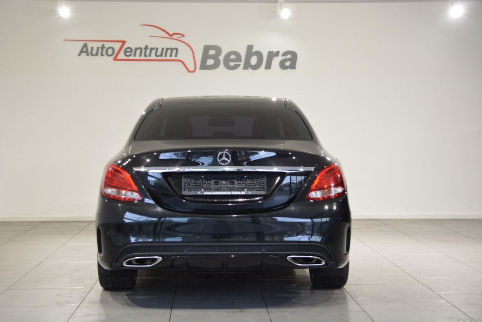 Mercedes-Benz C 180 CGI AMG Paket Xenon/Navi/Leder/Panorama in Bebra