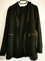 Verkaufe eine Strickjacke von Colloseum in der Größe M Berlin - Köpenick Vorschau