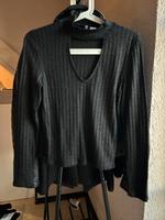 H&M DIVIDED Oberteil S Schwarz Silber Glitzer Bayern - Schrobenhausen Vorschau