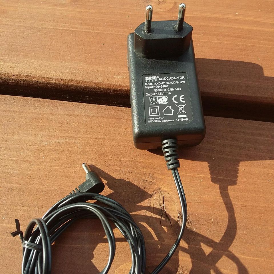 MOSO AC DC ADAPTER XKD-C100IC13.5-12W NETZTEIL LADEGERÄT in Lauchhammer