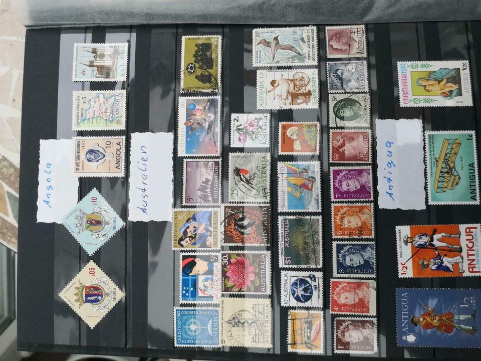 Viele verschiedene Länder Briefmarken in Obernburg