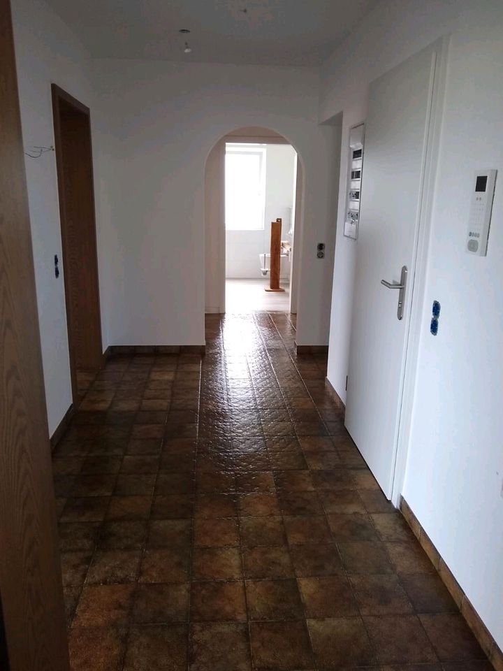 4 Zimmer Wohnung mit herrlichem Ausblick in Salz in Bad Neustadt a.d. Saale