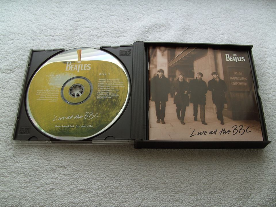 2-CD Box The BEATLES Live At The BBC Apple Records 1994 Rock Pop in Kamp-Lintfort