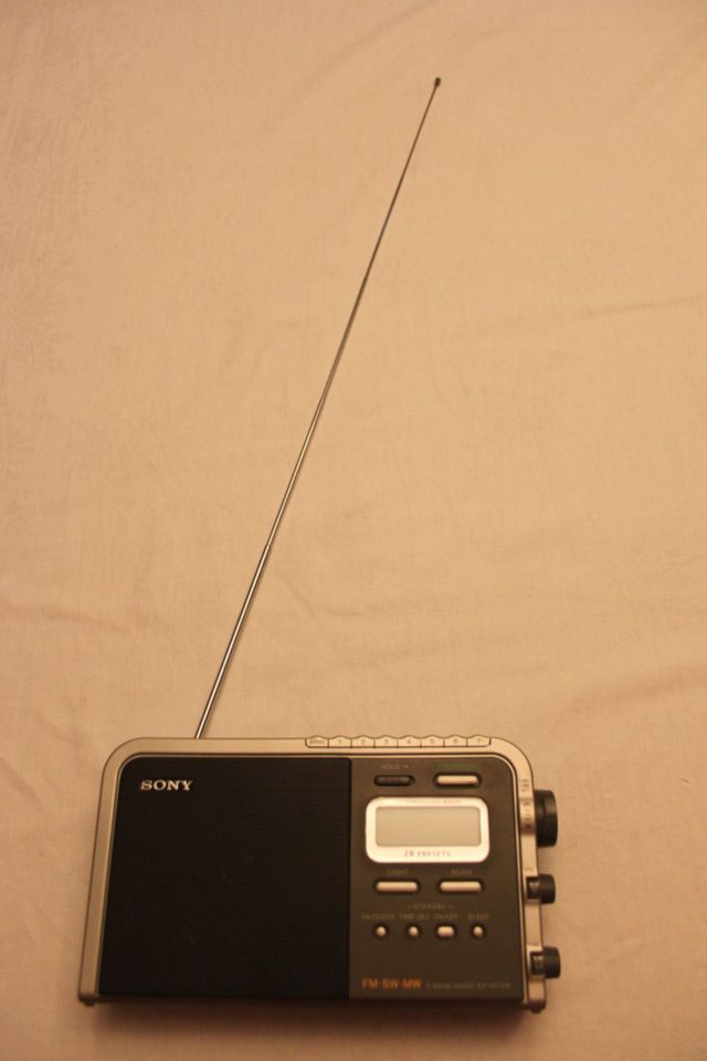Sony Radio - Modell ICF-M770S - 3Band Transistorradio in Zeuthen
