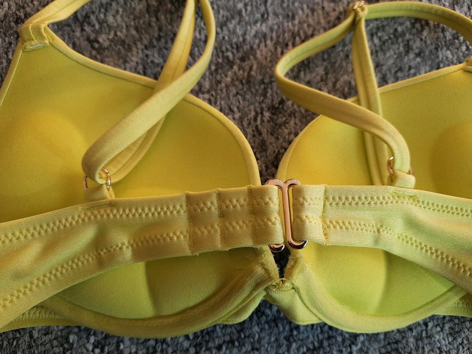 H&M Super-Push-up Bikinitop BH Gelb 70B in Bad Hersfeld