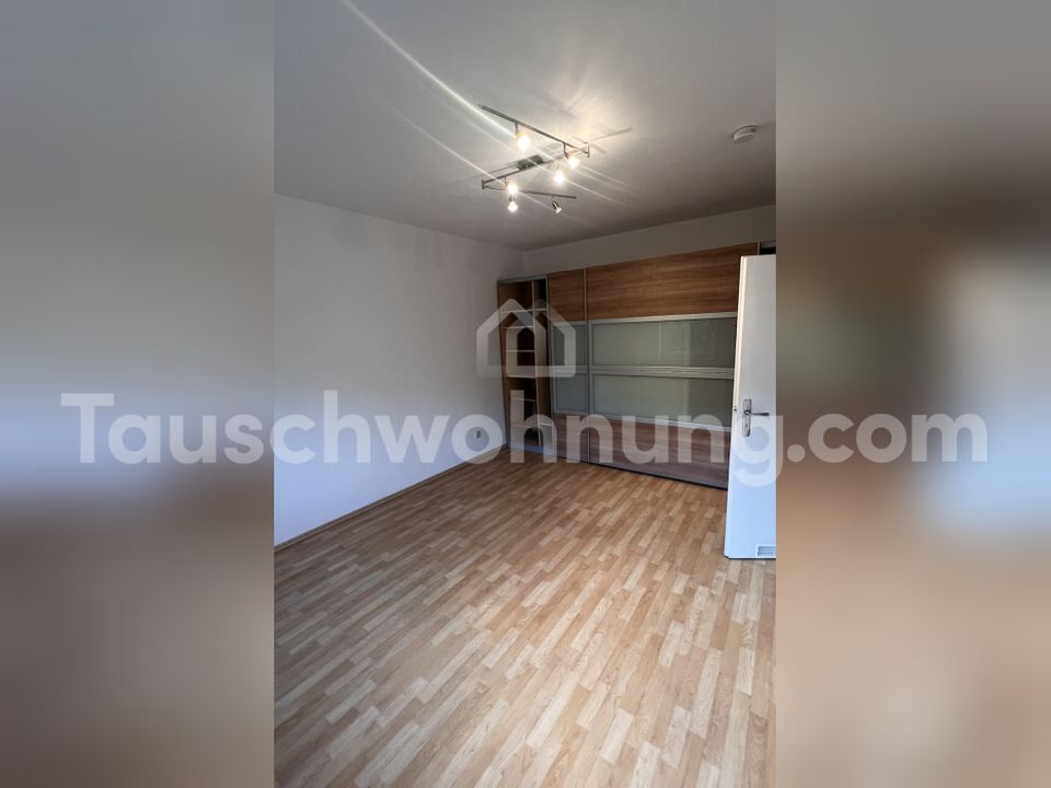 [TAUSCHWOHNUNG] sehr helle,zentrale Wohnung, suche 1,5-2 mit Stellplatz in München