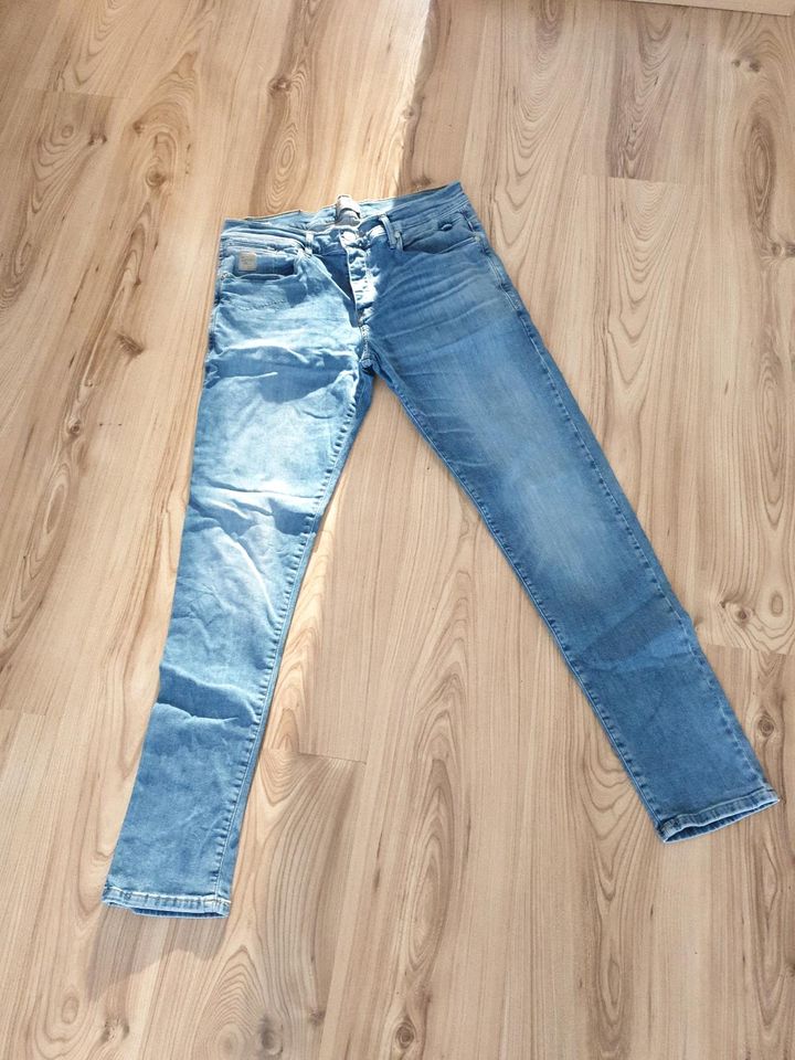 Jeans LTB Modell Darell X Größe 30/30 in Reutlingen