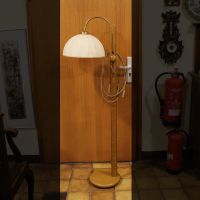 Vintage Stehlampe aus Eiche mit hellem Schirm | Höhenverstellbar Schleswig-Holstein - Oeversee Vorschau