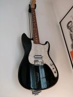 Fender *Tom Delonge PLUS Mod* Duo-Sonic (Blink 182) Bayern - Nürnberg (Mittelfr) Vorschau