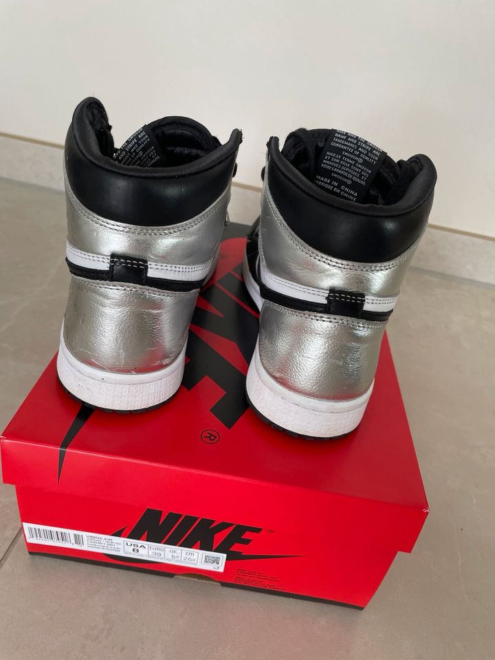 ❤️ Nike Air Jordan 1 Retro High Silver Toe 39 UK 5.5 in Delitzsch