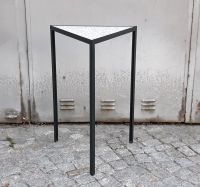 Tisch dreieckig Metall Granit Balkon Terrasse 72,6x50x43cm Berlin - Spandau Vorschau