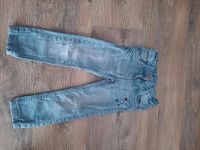 Jeans mit Stickerei 98 Bayern - Donnersdorf Vorschau