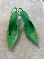 Mango neue Schuhengel 38 sling Pumps  Reptil Look Hessen - Rosbach (v d Höhe) Vorschau