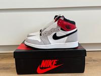 Nike Air Jordan 1 light Smoke Grey Neu ungetragen DS Größe 38 OvP Köln - Ostheim Vorschau