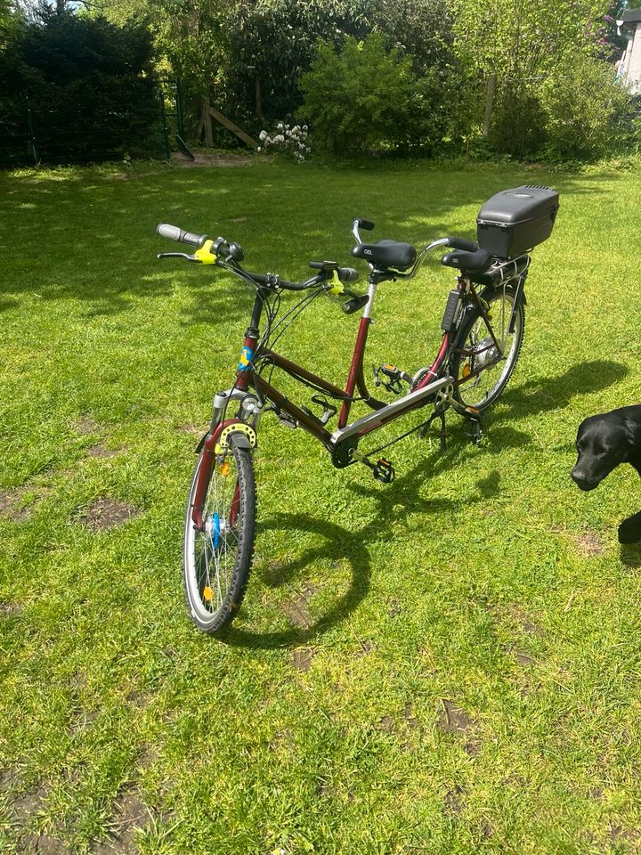 Tandem Fahrrad mit Elektro-Motor in Kröpelin
