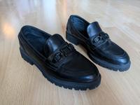 schwarze Loafers s.Oliver in Gr. 38 Dresden - Löbtau-Nord Vorschau