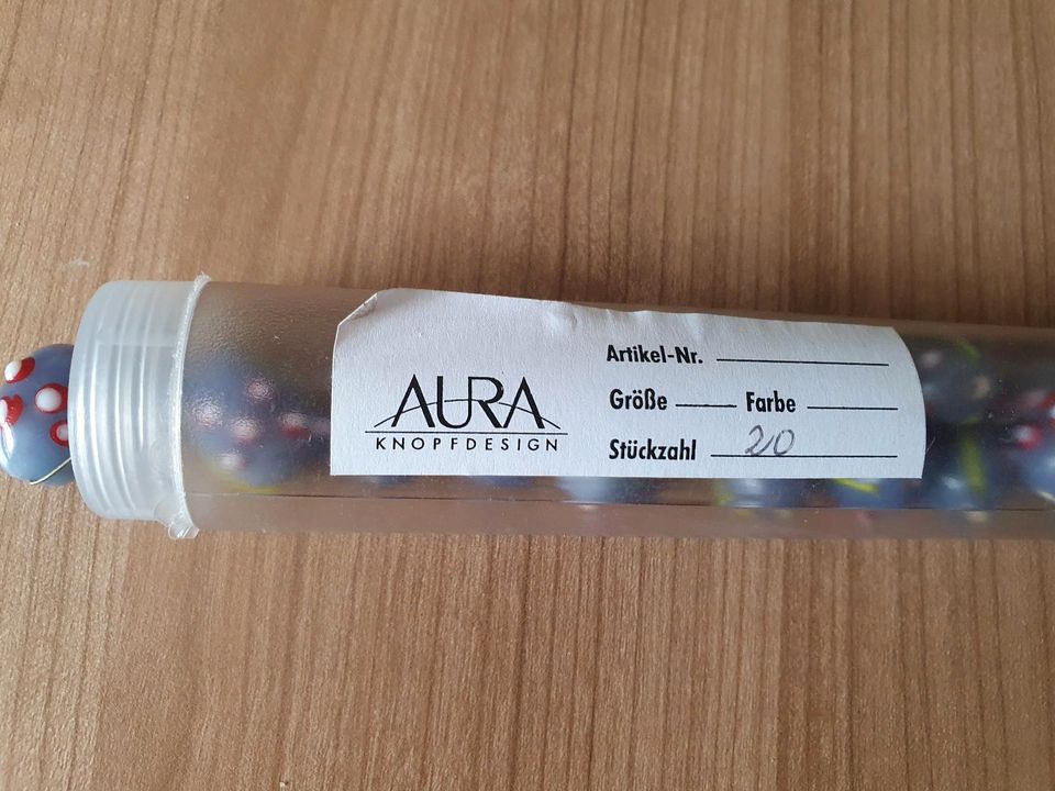 Knöpfe glas Mundgeblasen Aura Knopfdesign 21 Stück neu in Oberndorf am Neckar