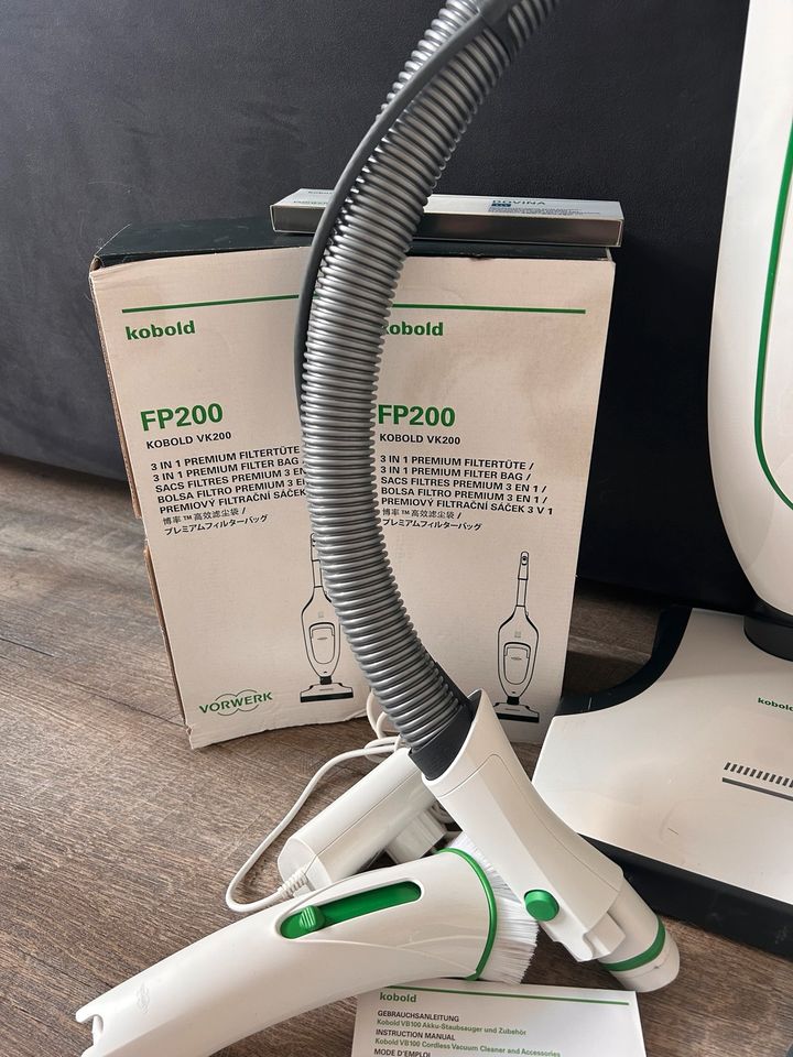 Vorwerk Kobold VK 200 neuwertig in Jevenstedt