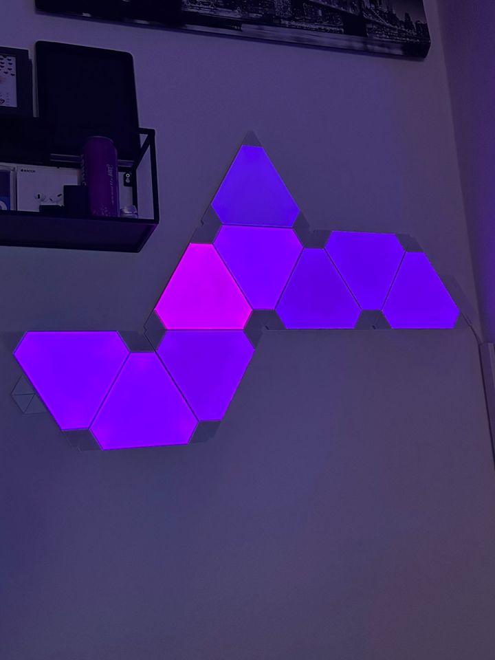 Nanoleaf Triangle 9er Set mit Rythm Modul in Bochum