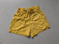 H&M Bermuda Shorts gelbe Kurze Hose S 36 Frankfurt am Main - Innenstadt Vorschau