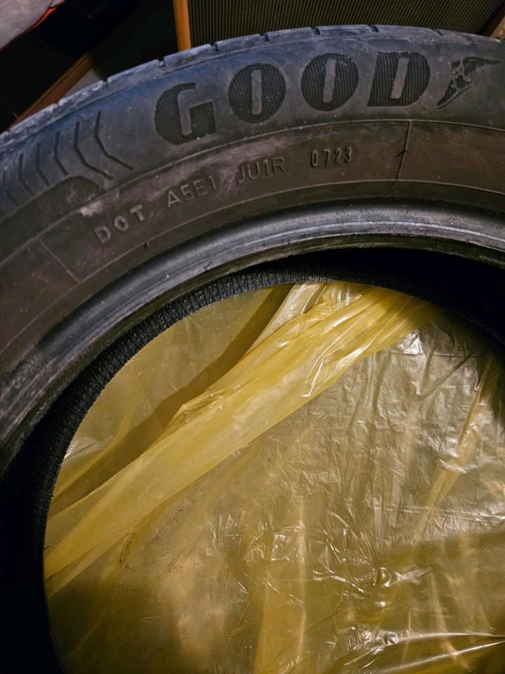 Goodyear Efficientgrip Performance 205/55 R17 91V. in Mönchengladbach