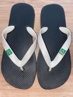 35/36 badelatschen Flipflops schwarz Badeschuhe Schlappen Hessen - Schwalbach a. Taunus Vorschau