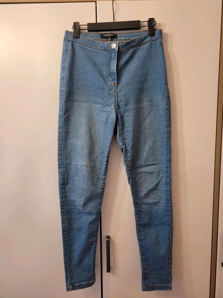 Parisian petite skinny Jeans highwaist röhrenjeans in Köln