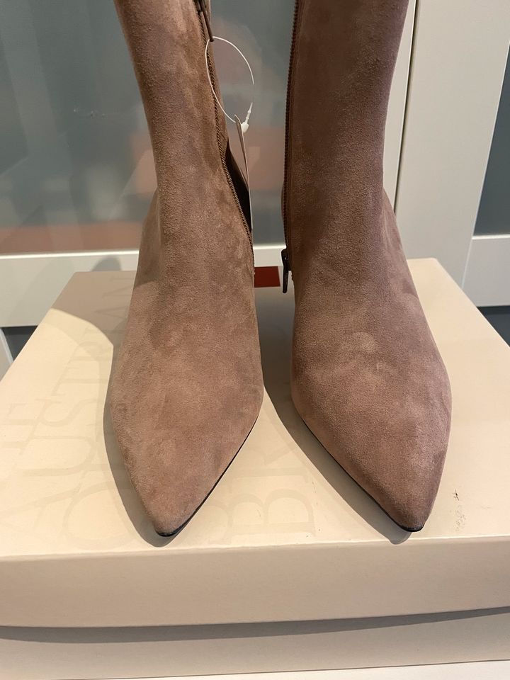 Högl Stiefeletten Spitz Braun Gr. 39 Neu in Bonn