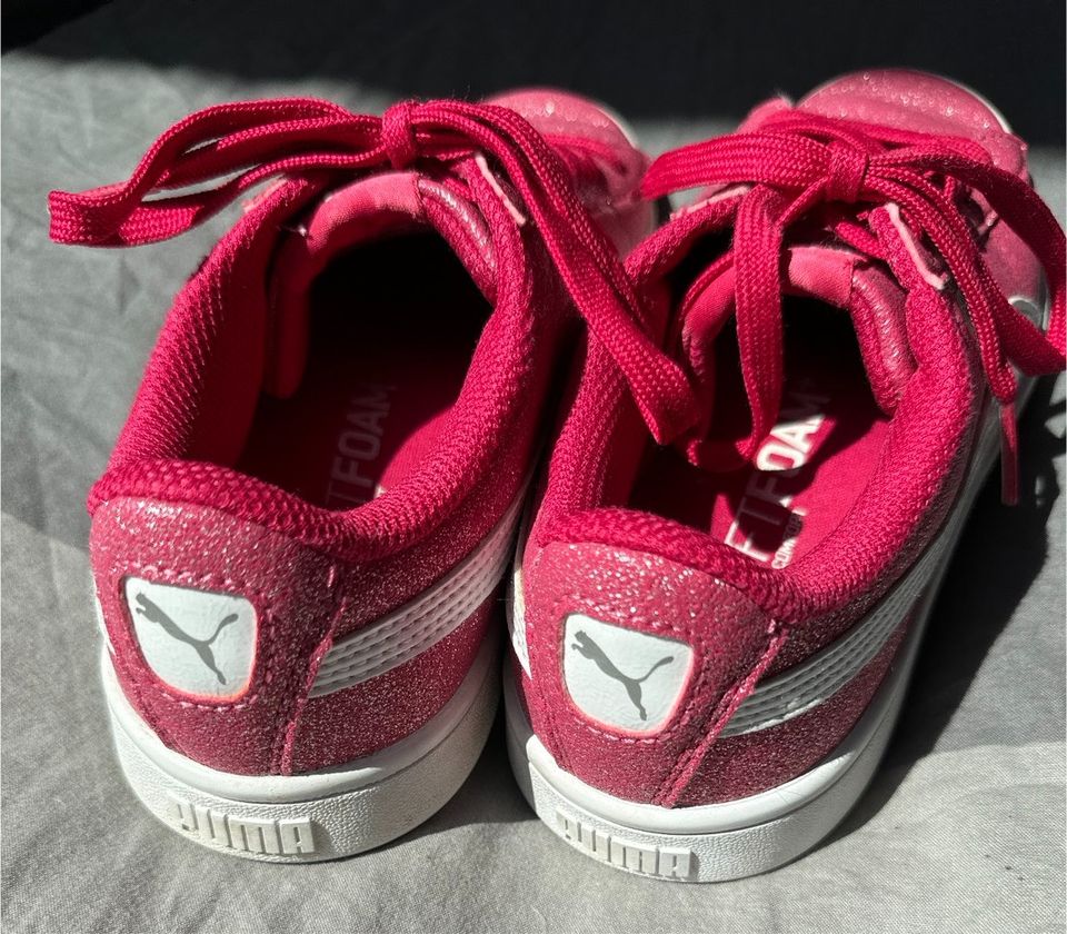 Puma Sneaker Gr. 37 pink Glitzer Turnschuhe in Krempermoor