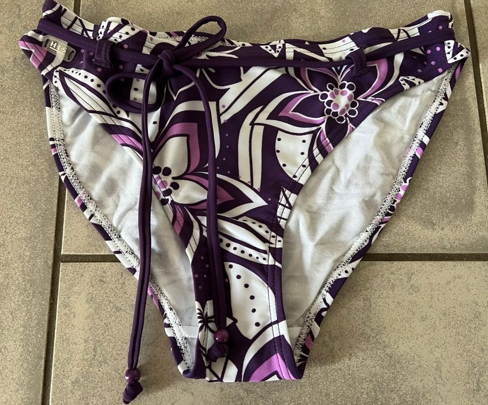 HIS Bikini Set Bügel weiß lila geblümt 36 D Slip 36 S NEU in Rehlingen-Siersburg