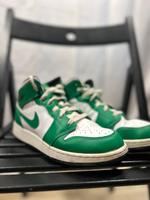 Verkaufe Lucky green Jordan 1 mid Bayern - Miesbach Vorschau