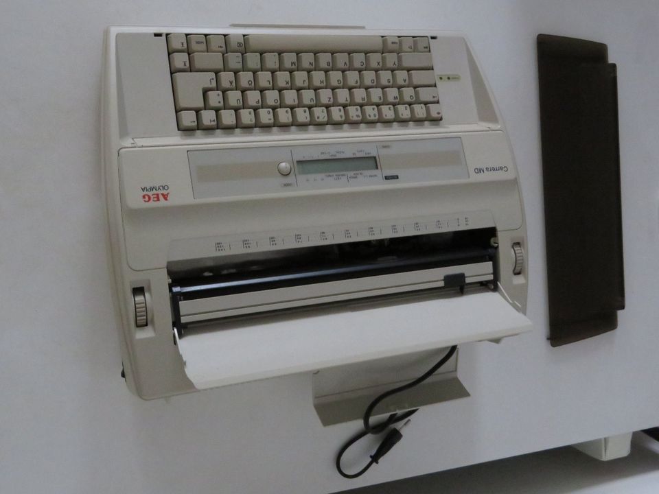 Olympia Carrera MD, elektrische Schreibmaschine mit Textspeicher, in Detmold