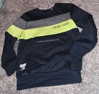 Sweatshirt Pullover Bauchtasche schwarz grün 134 neuwertig Bonn - Tannenbusch Vorschau