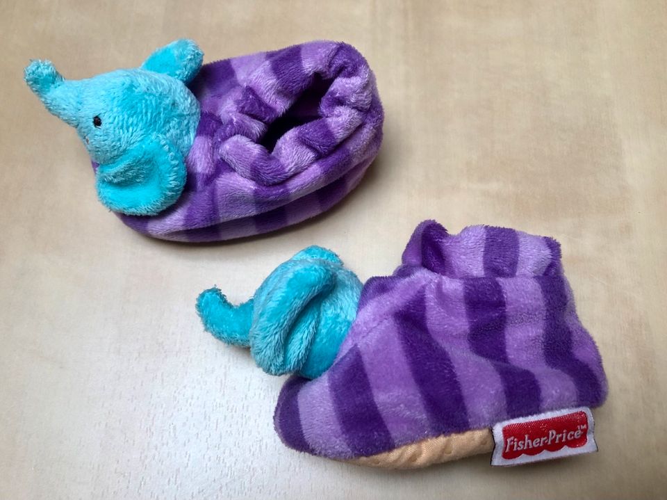 Fisher-Price Baby Rasselschuhe Blau/Violett Junge/Mädchen in Kaufbeuren