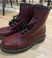 Dr. Martens cherry red Hessen - Weilburg Vorschau