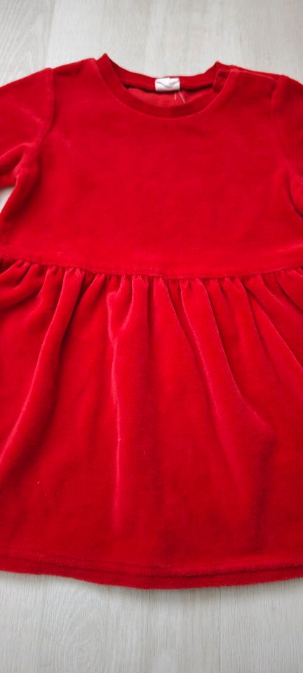 Kleid 92 rot Velours Mädchen in Remseck am Neckar